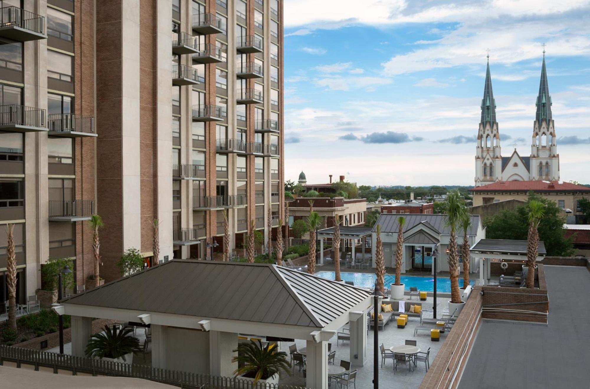 Cityview Double Balcony