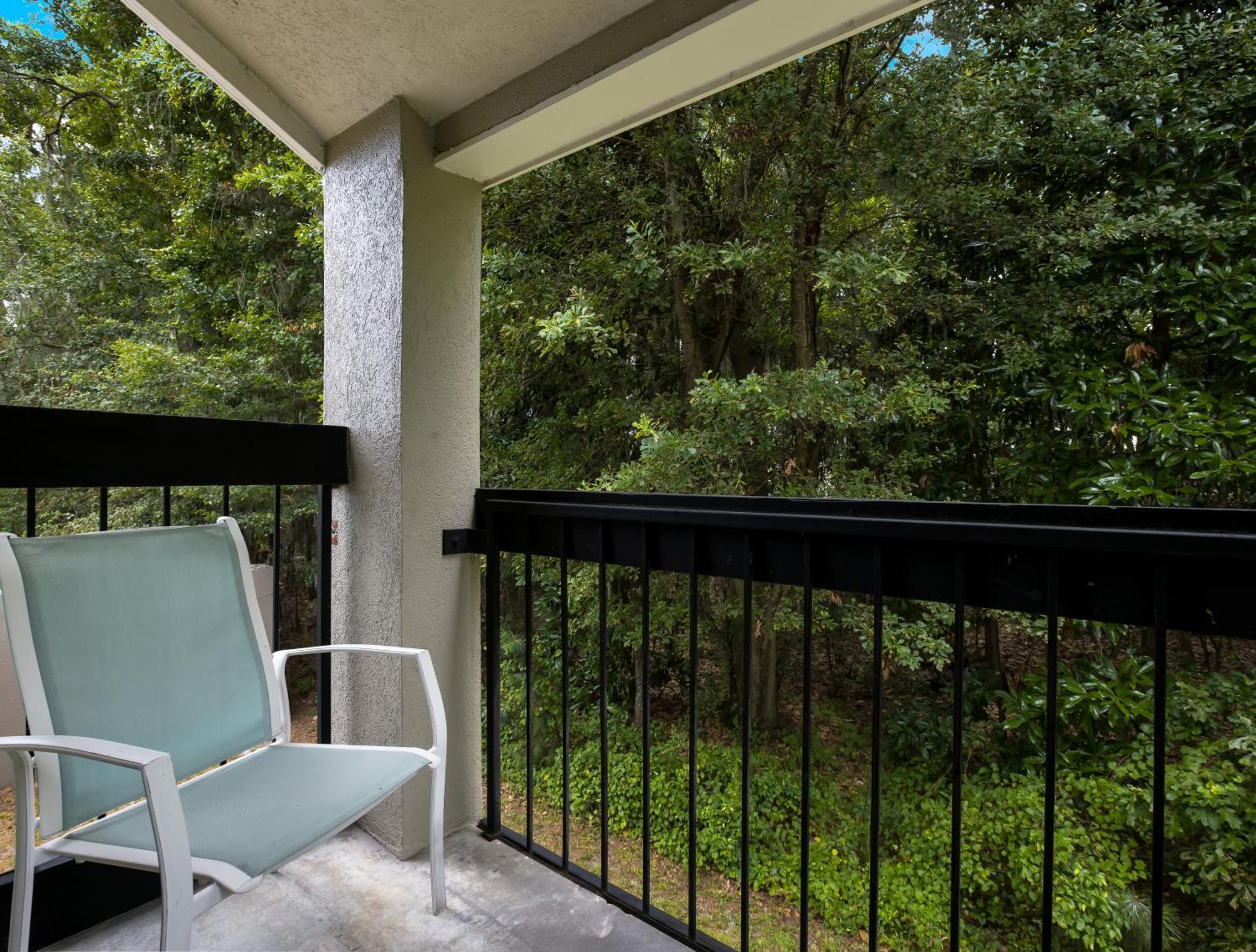 Efficiency Queen Room Balcony Non Smoking