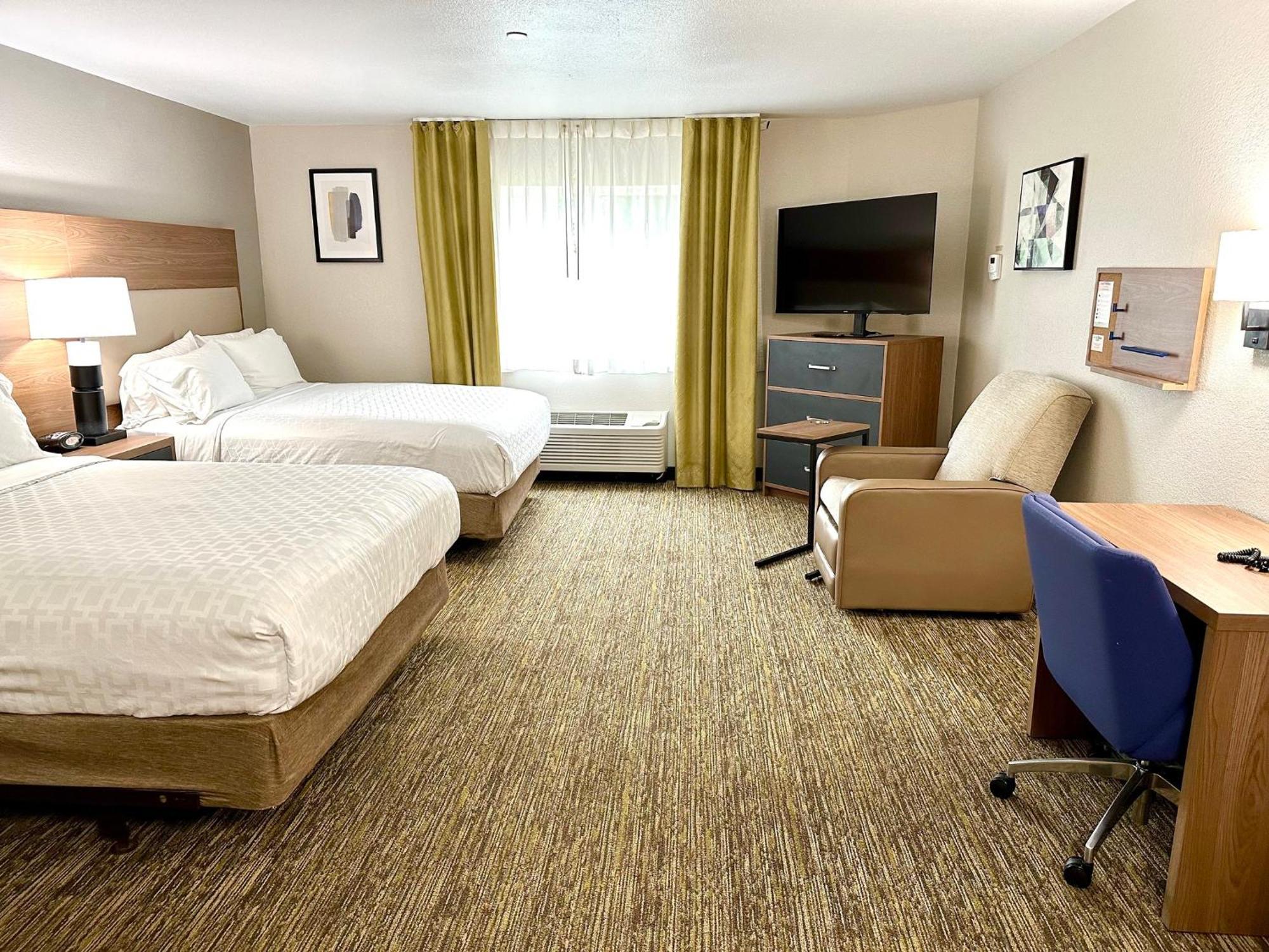 Studio Suite Two Queen Beds