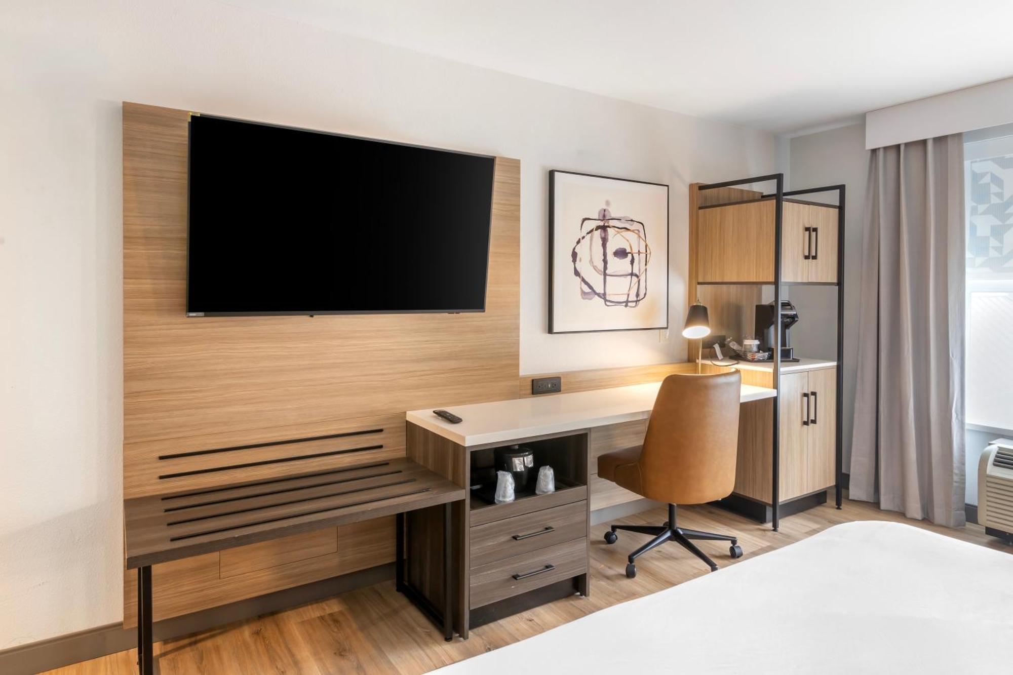 King Room - Disability Access/Non Smoking