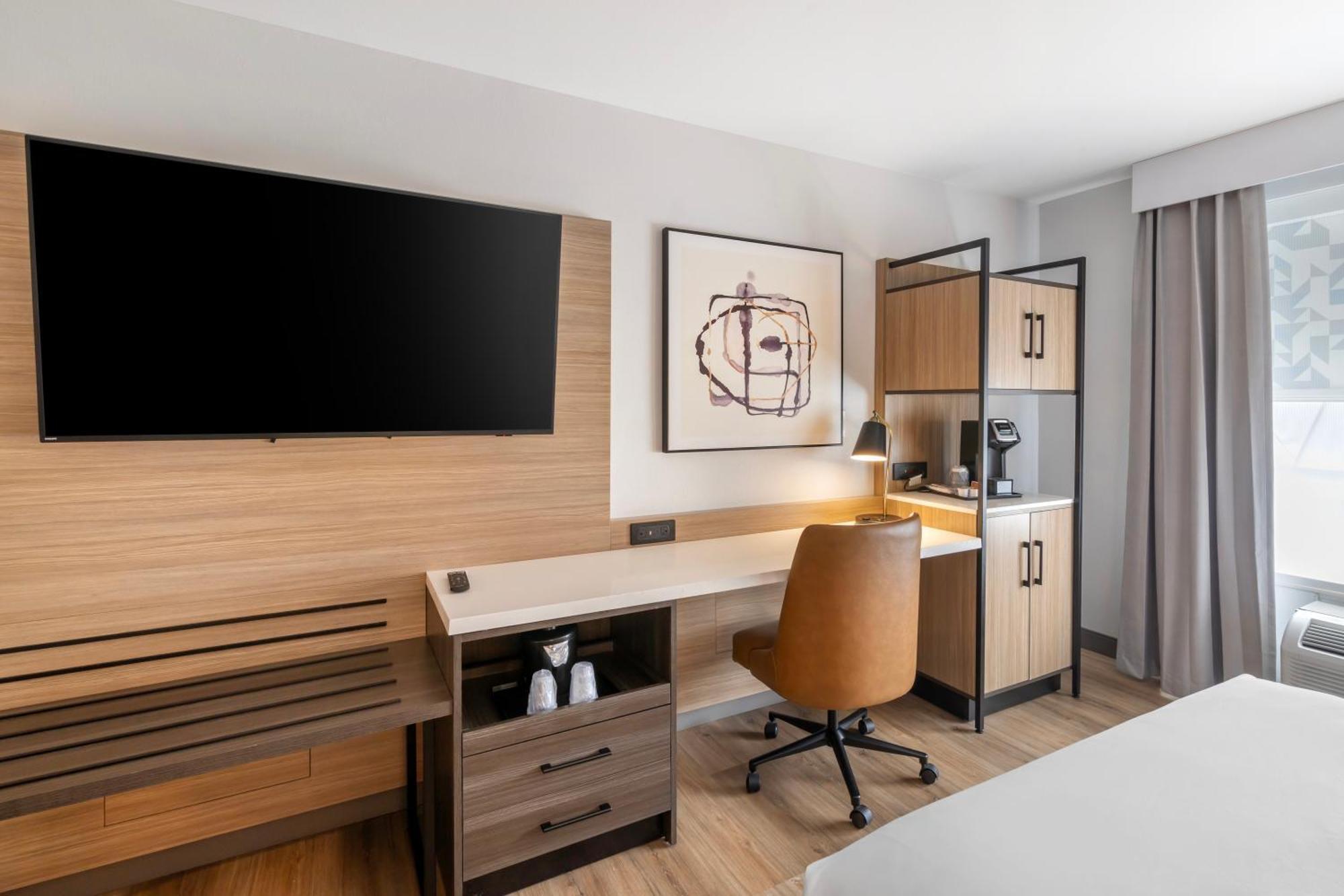 Queen Room with Two Queen Beds - Disability Access/Non-Smoking
