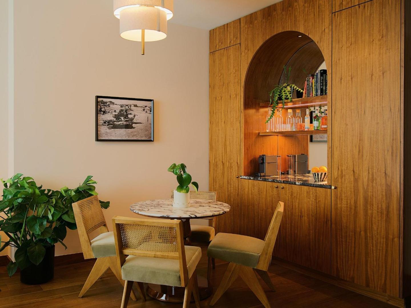King Suite