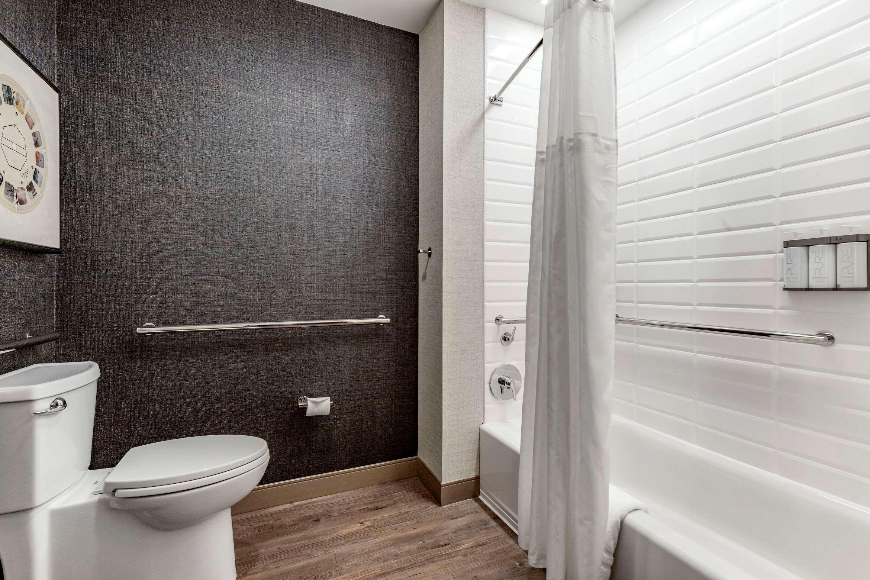Quadruple Room Two Queen Beds Disability Access or Non Smoking