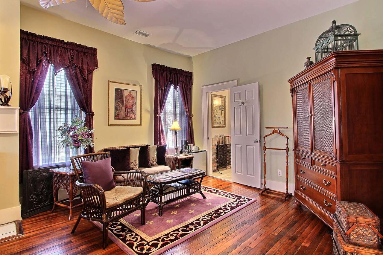 Sabal Palm Suite