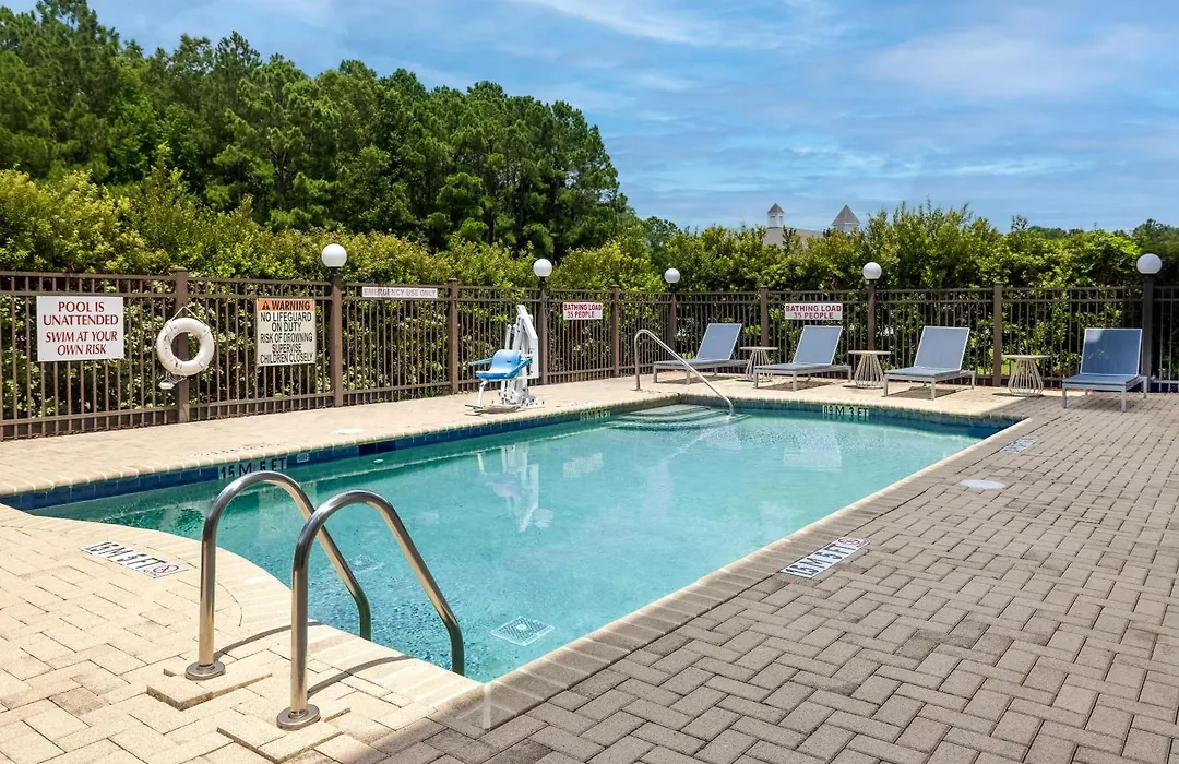 Spark By Hilton Savannah Airport-1