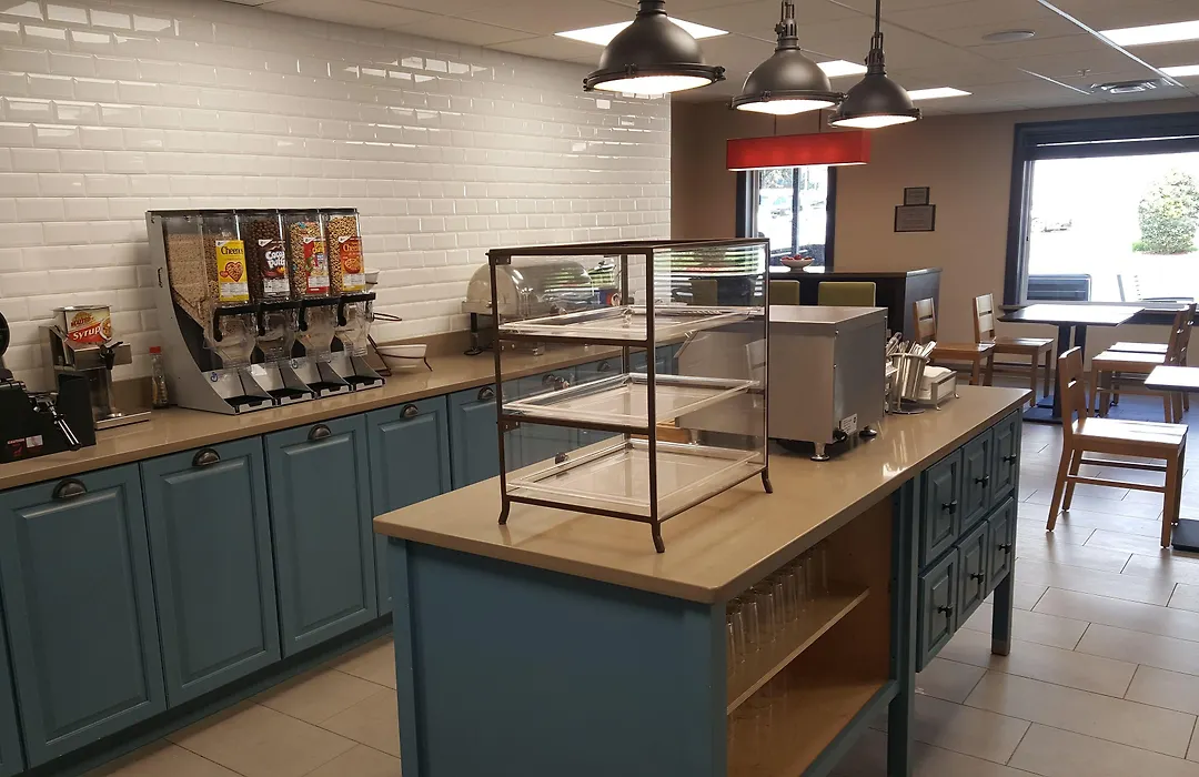 Country Inn & Suites By Radisson, Savannah Midtown, Ga-1