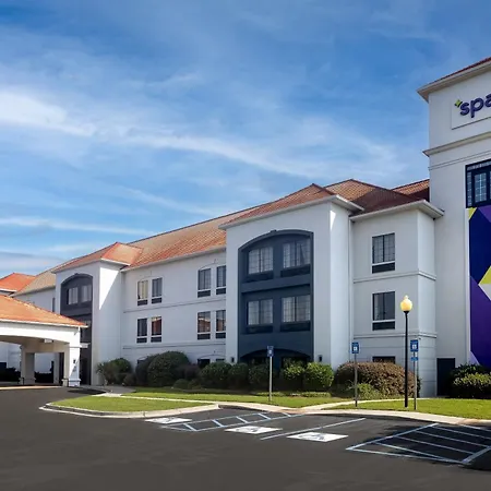 Spark By Hilton Savannah Airport-3