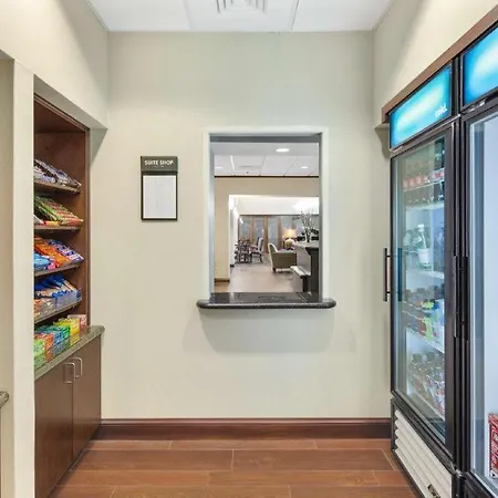 Hampton Inn & Suites Savannah-Airport-3