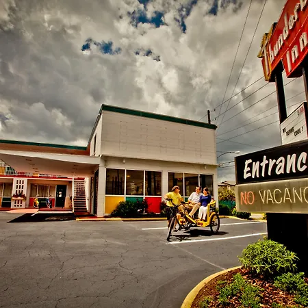 The Thunderbird Inn-3