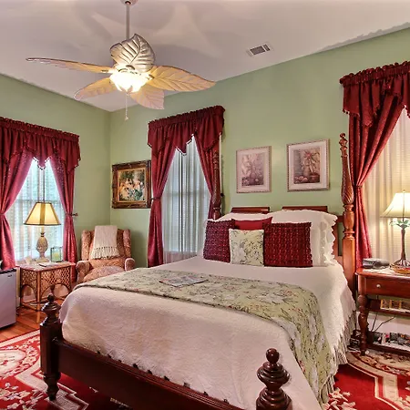 Green Palm Inn-3