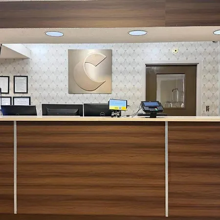 Comfort Inn Savannah Midtown-2