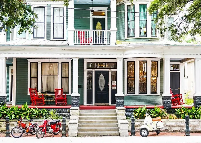 The Isetta Inn Savannah