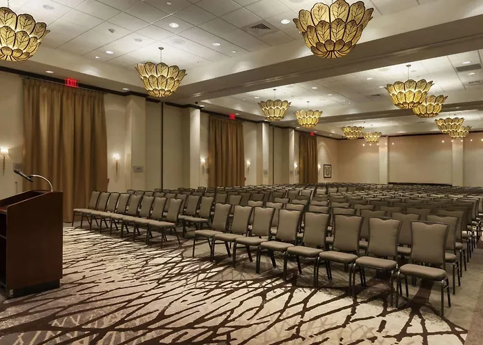 Savannah Georgia HotelsEmbassy Suites Airport