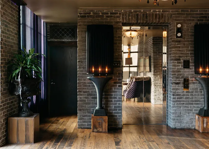 Bohemian Hotel Savannah Riverfront, Autograph Collection