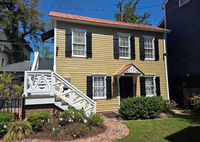 Thomas Weihs Haus Bed & Breakfast Savannah